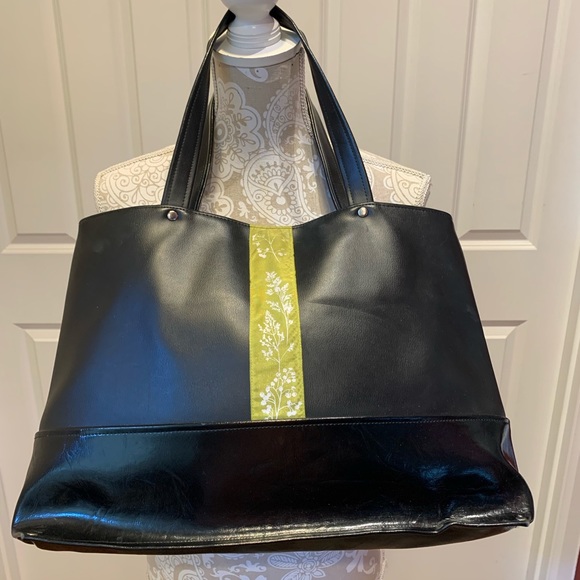 Laura Bee Designs Vegan Shoulder Bag Snap Purse - Picture 1 of 8